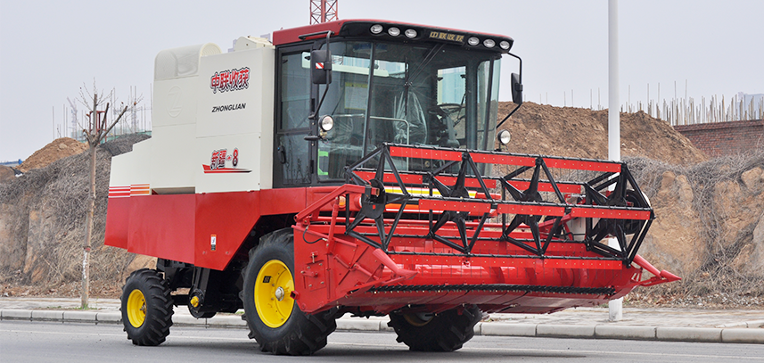 中聯(lián)收獲 新疆4LZ-8 自走式大豆收獲機(jī)