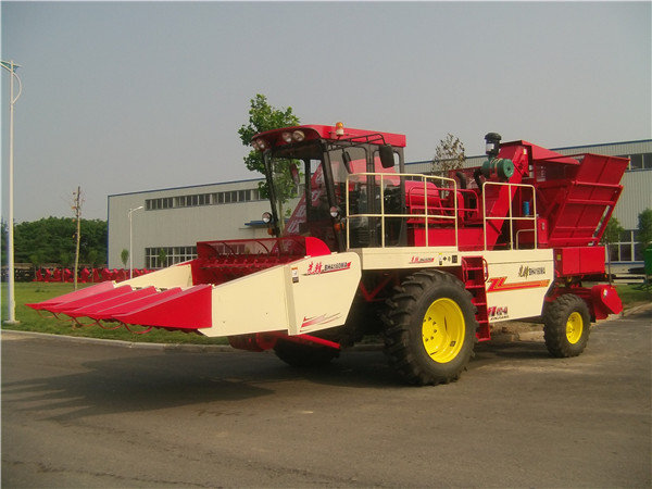 中聯(lián)收獲 4YZ-4A 自走式玉米收獲機(jī)