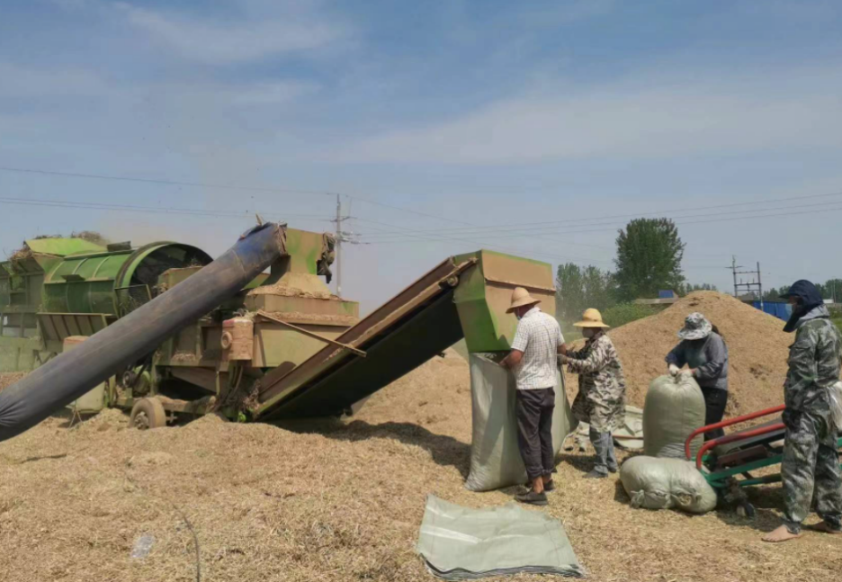 鄭州中聯“
用戶”:村長王洪濤的故事(圖3) 1-230605104SY23.png